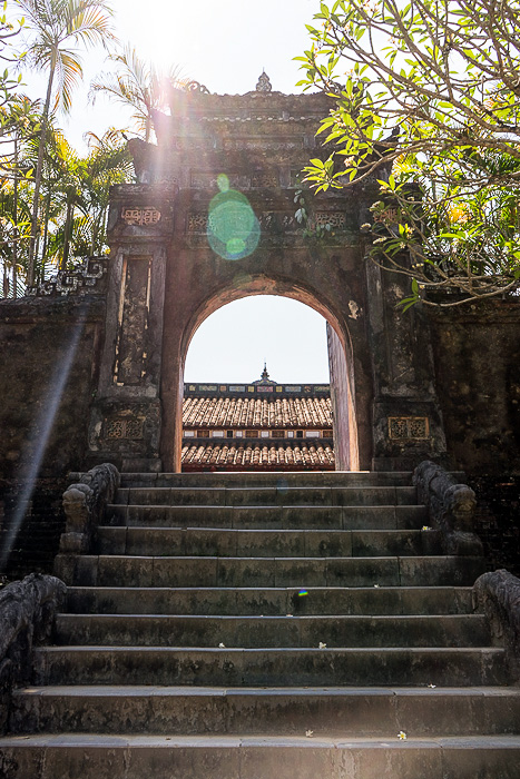 <h2>The Tomb of Minh Mạng</h2>” width=”467″ height=”700″ class=”aligncenter size-full wp-image-897″></p>



<figure class=