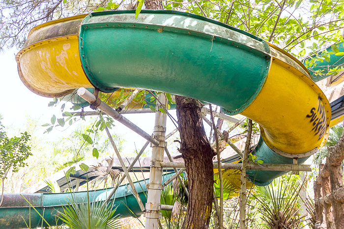Abandoned Water Park of Thủy Tiên