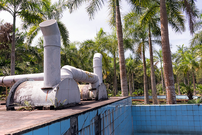 Abandoned Water Park of Thủy Tiên