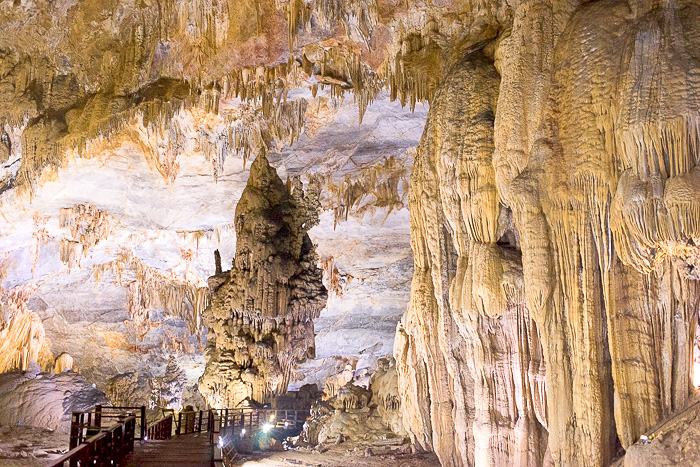 Read more about the article Paradise Cave in Phong Nha