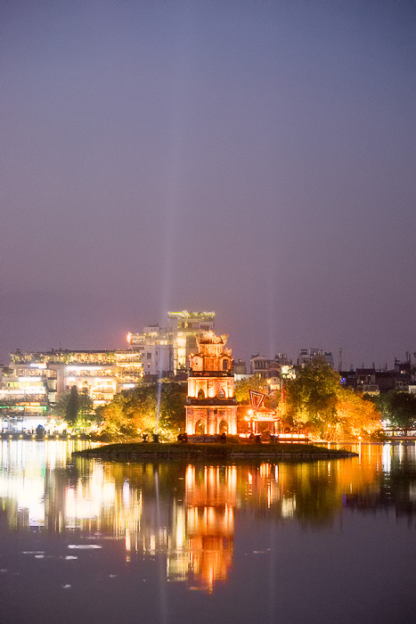 Hoàn Kiếm Lake