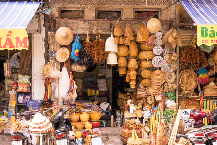 Read more about the article Snapshots from Hanoi’s Old Quarter