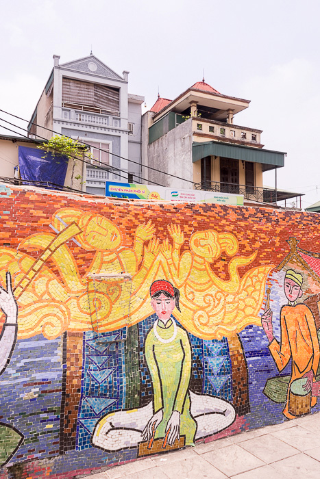 Read more about the article The Record-Breaking Mosaic Wall of Hanoi